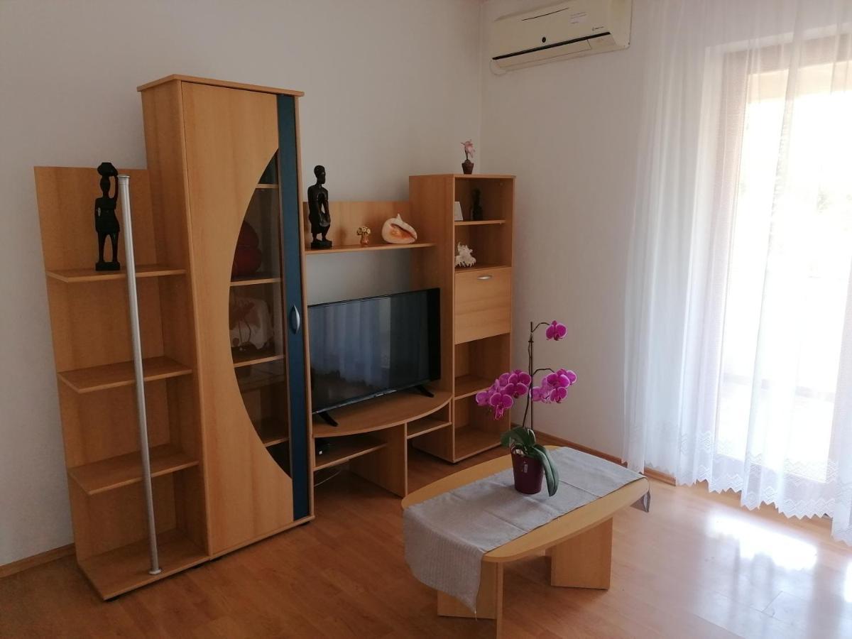 Apartment Maria Pula